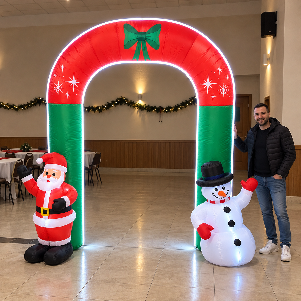 Božićni luk na napuhavanje 2,6 m × 2,2 m — prikaz korištenja