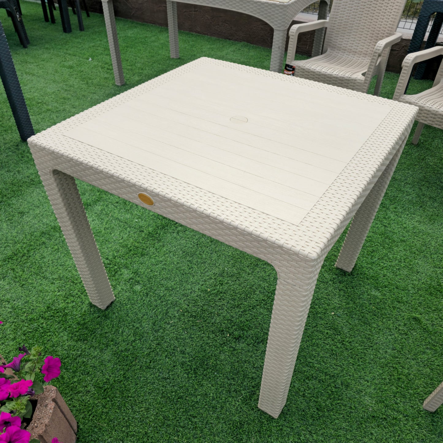 Ratan Stol 90x90 cm - SAMO KLIKNI