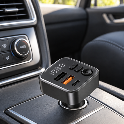 C40 auto FM modulator s USB-C i dva USB-A priključka – prikaz u prostoru