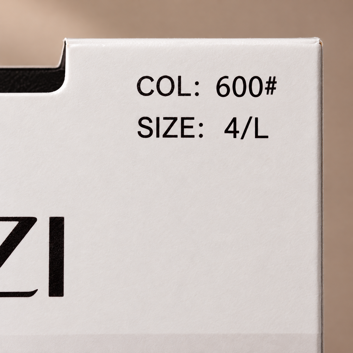 MANZI 6153 – detalj originalne oznake veličine 4/L
