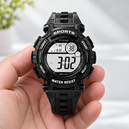 Jedan digitalni ručni sat MR-8102G – ugc