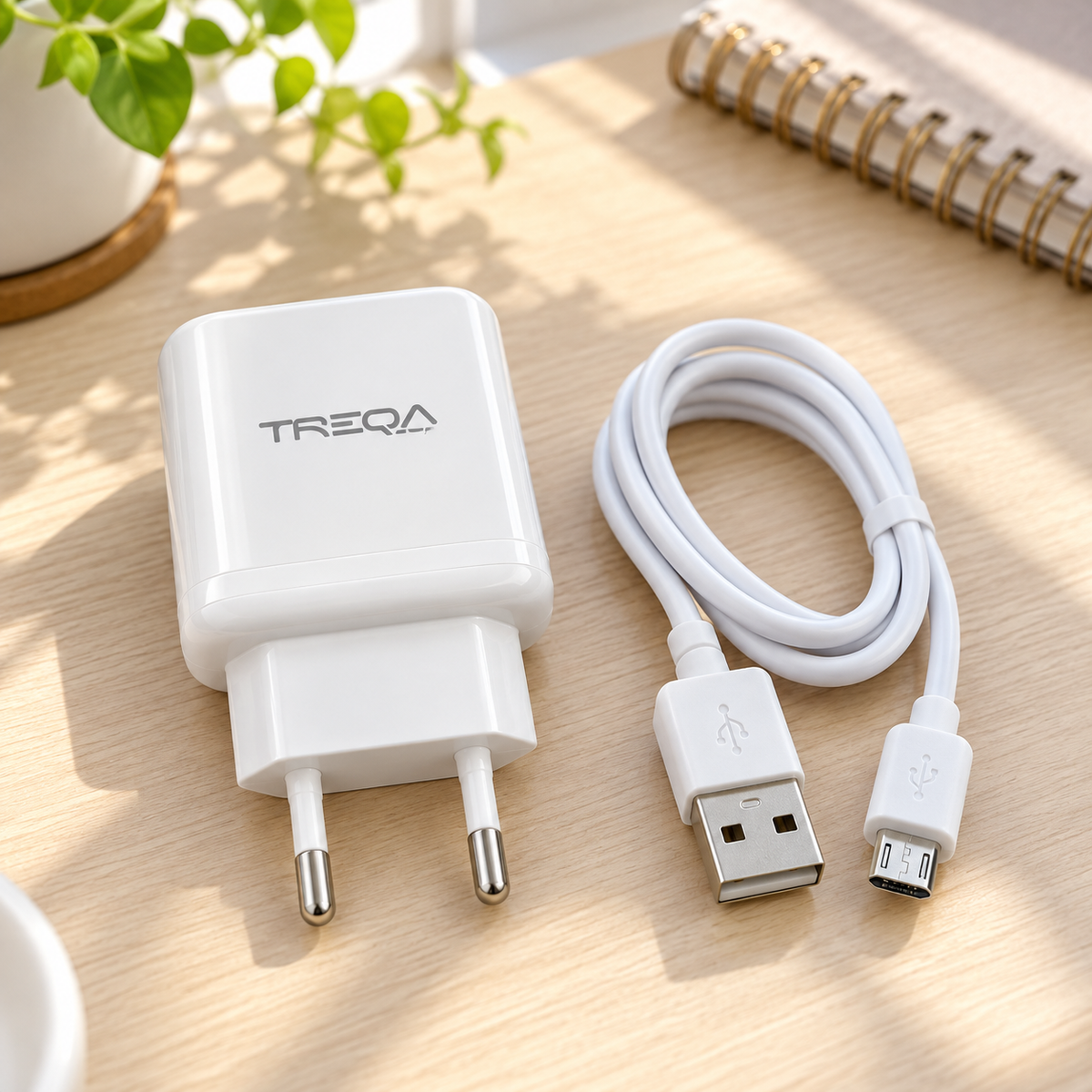 TREQA CH-660 komplet s Micro-USB kablom – u ambijentu