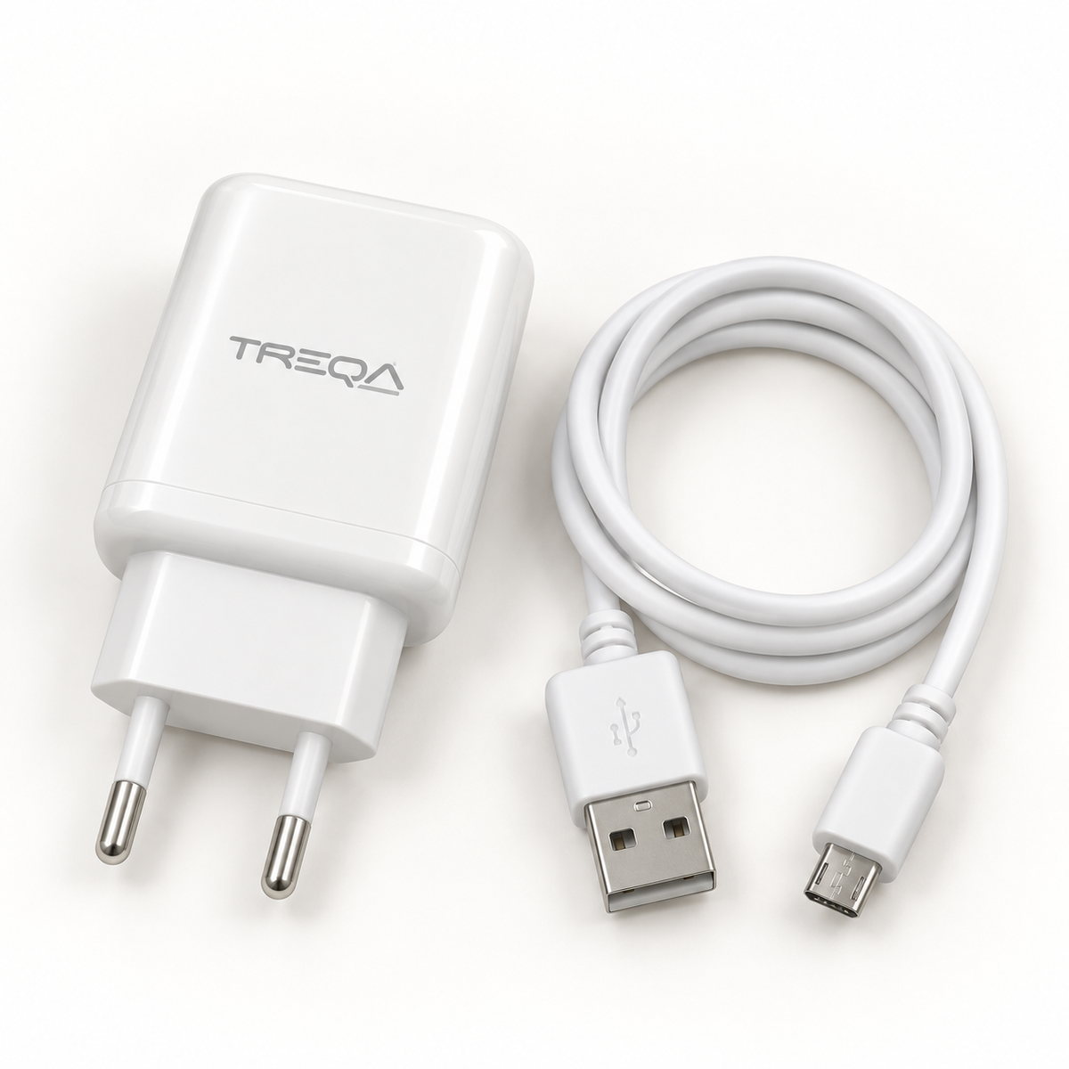 TREQA CH-660 komplet s Micro-USB kablom – studijski prikaz