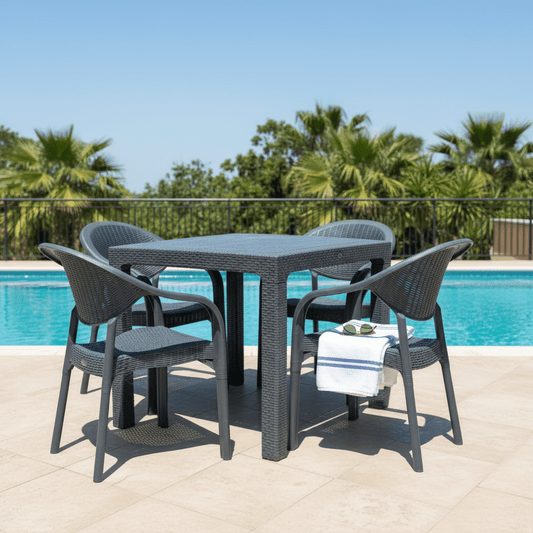 BAŠTENSKI SET Stol i 4 Stolice 90x90cm – Baštenski Namještaj – Tamno Siva – slika 1