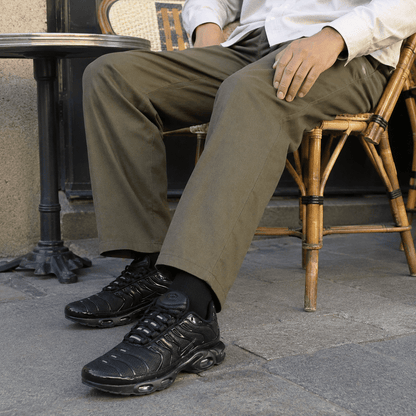 Crne patike s antracit detaljima – Patike – 41 – slika 3