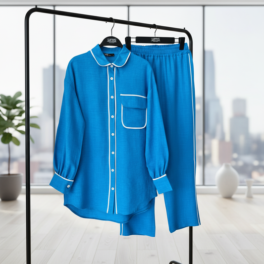 Elegant Blue Suit - Apartment