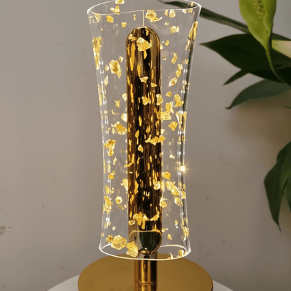 Elegantna Zlatna Stolna Lampa sa Efektom Zlatnih Listića – Rasvjeta – Zlatna – slika 6