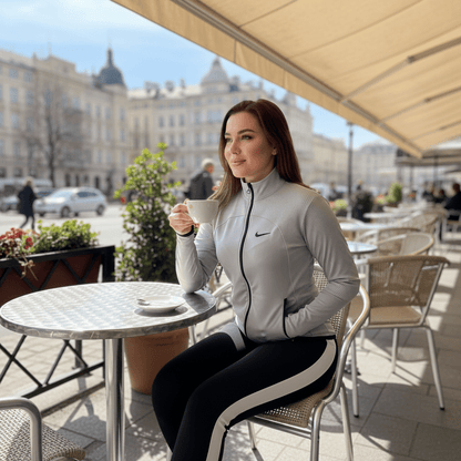 Elegantni Sportski Komplet – Trenirke – M Sivo - Crna – slika 1