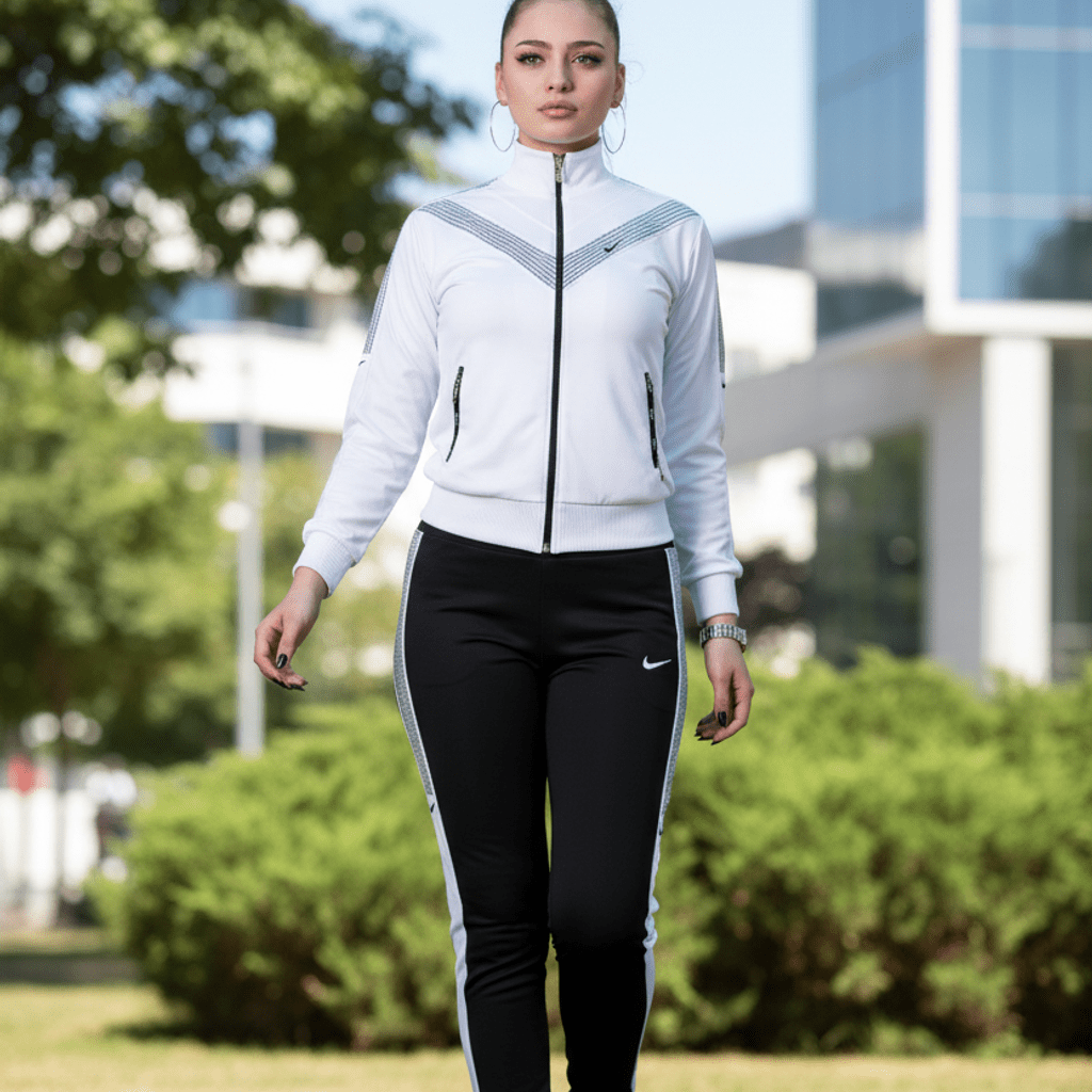 Elegantni Sportski Komplet - Bijela Jakna i Crne Hlače – Ženske trenirke – S – slika 2