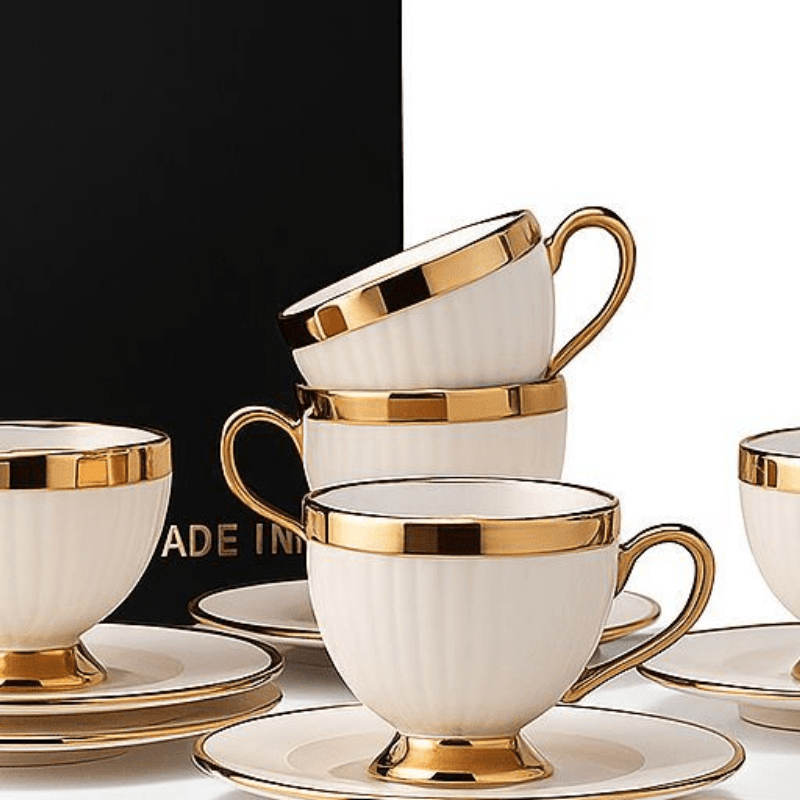 Set Porculanskih Šalica – – – slika 4