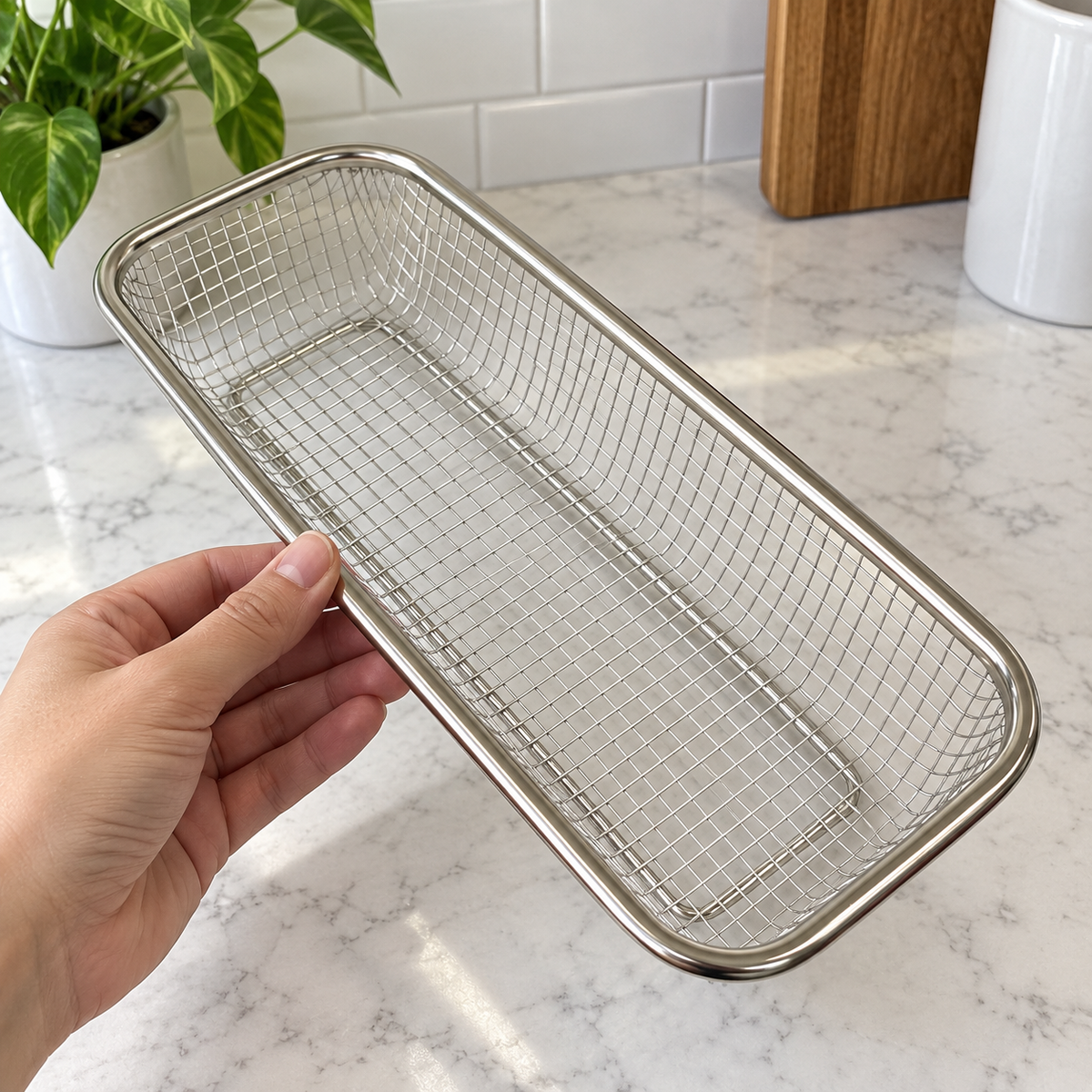 Izdužena pravougaona žičana korpa 22 cm – ugc